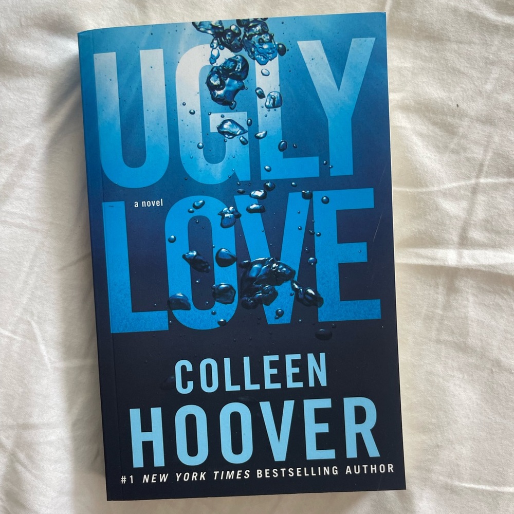 Ugly Love by Colleen Hoover